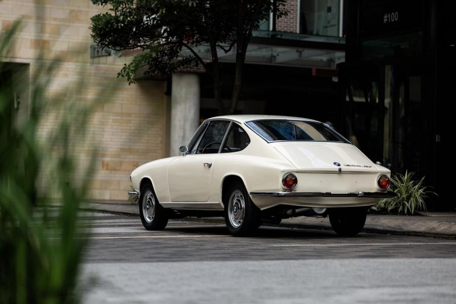  BMW Glas 1600 GT 1968 года  (фото 5 из 155)